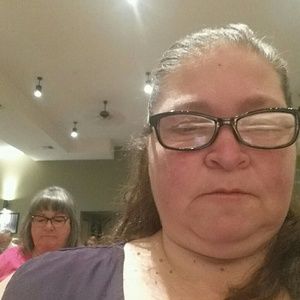 Meet your Posher, Denise